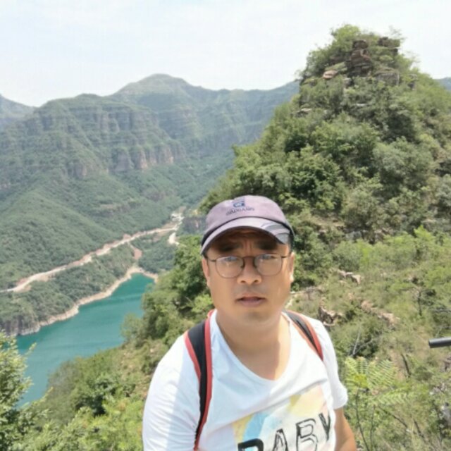 '河南华龙'头像